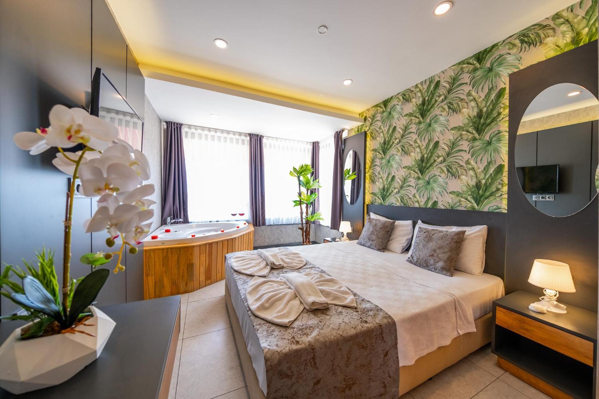 Mrt Suites Lara Antalya Luaran gambar